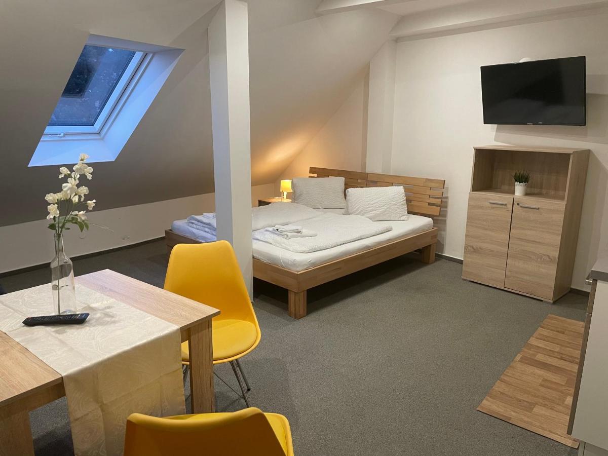 Mikulov Inn - Apartments Slunce 外观 照片