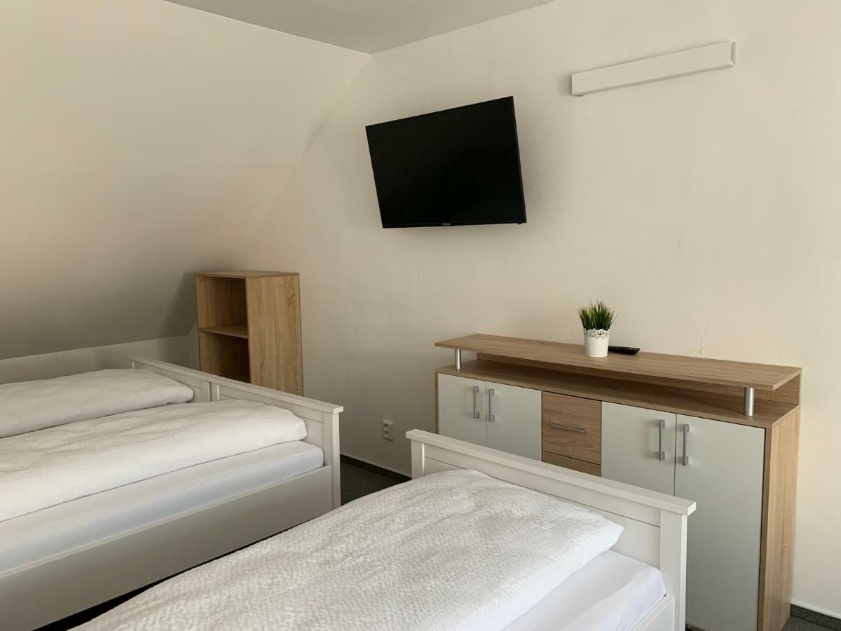 Mikulov Inn - Apartments Slunce 外观 照片