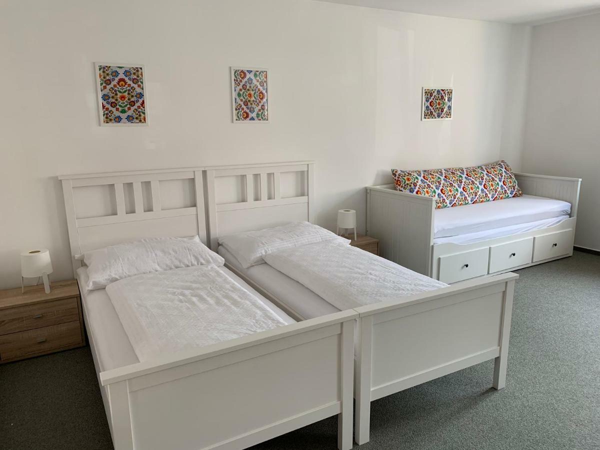 Mikulov Inn - Apartments Slunce 外观 照片
